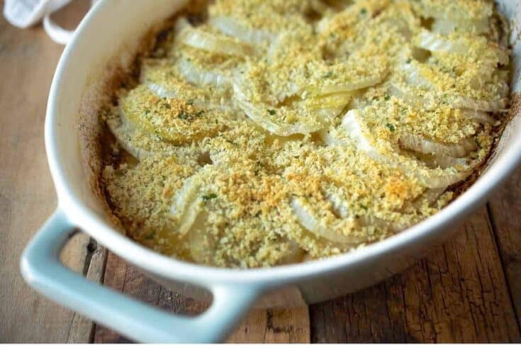 Browned breadcrumbs on top of baked fennel and apple