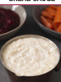 A white gravy thickened with bread