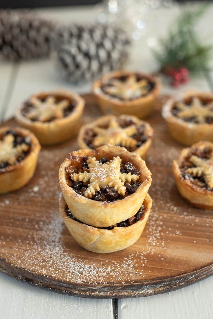 Christmas Sweet Mince Pies - Culinary Ginger