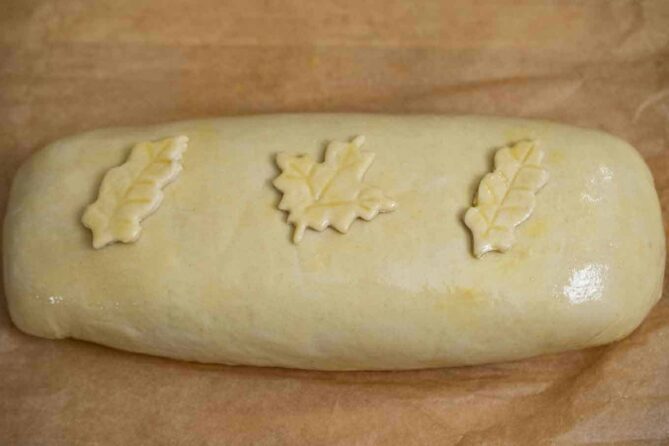 Pastry leaves