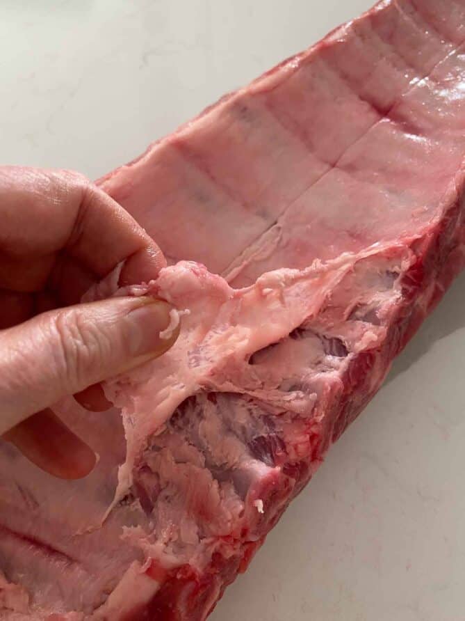 Removing the membrane from pork ribs