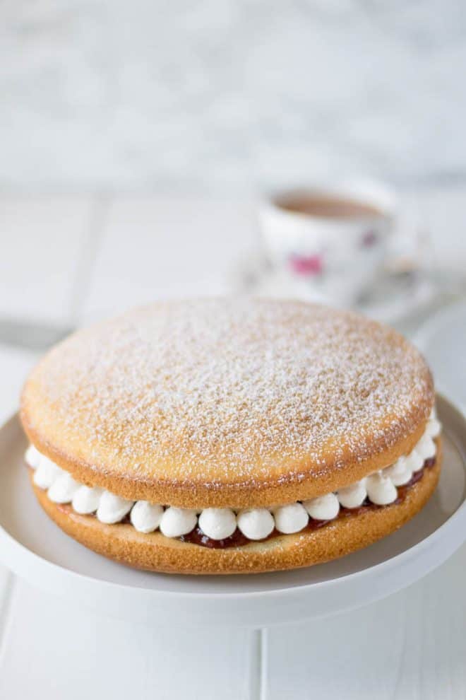 Victoria Sponge Cake dusted with powdered sugar
